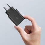 Tech-Protect Φορτιστής Χωρίς Καλώδιο με Θύρα USB-A και 2 Θύρες USB-C Power Delivery / Quick Charge 3.0 Μαύρος (C30W)