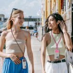 Tech-Protect C5S CrossBody – Λουράκι-κορδόνι για κινητό με 2 αντάπτορες, καφέ Tech-Protect C5S CrossBody – Λουράκι-κορδόνι για κινητό με 2 αντάπτορες, καφέ