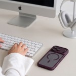 Θήκη Tech-Protect MagPeak MagSafe CC για iPhone 17 Pro Max / 18 Pro Max – Matte Burgundy Θήκη Tech-Protect MagPeak MagSafe CC για iPhone 17 Pro Max / 18 Pro Max – Matte Burgundy