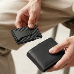 Tech-Protect Thorn RFID Card Wallet – Πορτοφόλι Καρτών με Προστασία RFID, Carbon Black Tech-Protect Thorn RFID Card Wallet – Πορτοφόλι Καρτών με Προστασία RFID, Carbon Black